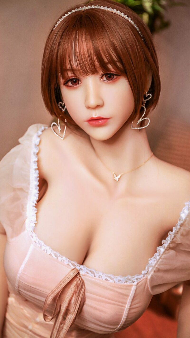 Asian short hair love doll 5'2/158cm Ready to ship